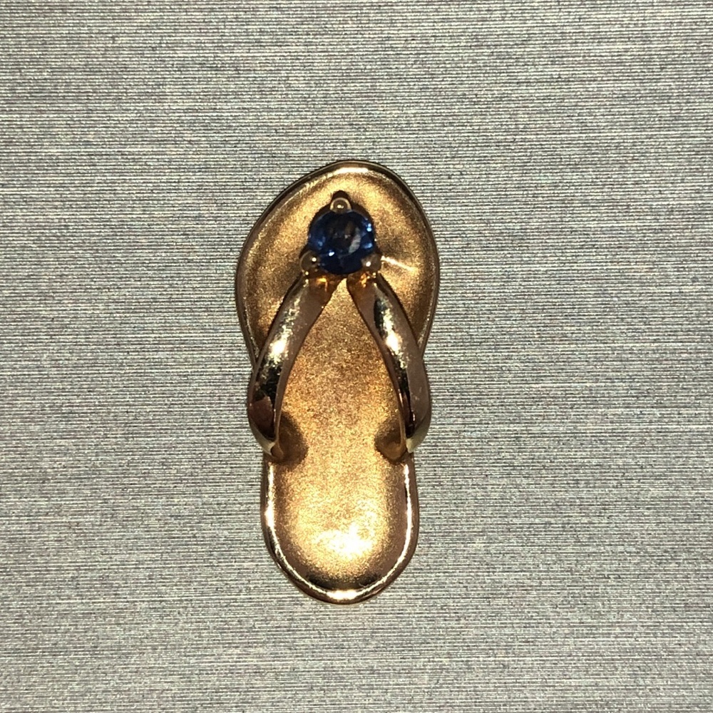 Na Hoku Solid 14K Gold Sapphire Slipper Flip Flop Sandal Pendant for Necklace